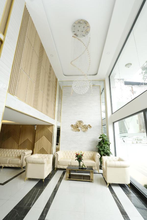 Luxury Hotel TP. Hồ Chí Minh Ngoại thất bức ảnh